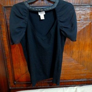 Black silk mix stretch sweater w/sweetheart neck & studded leather collar NEW